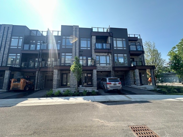 53 Wynwood Lane