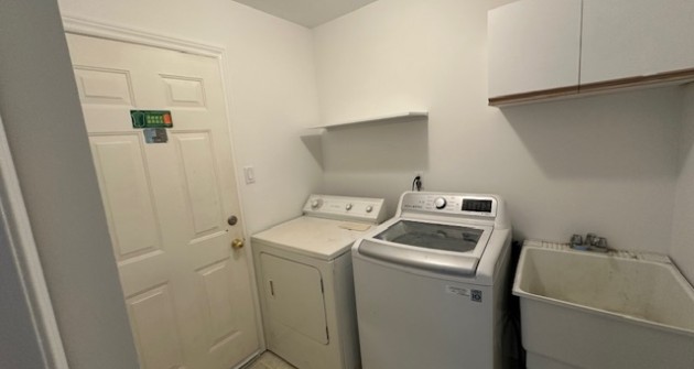158 Esther Dr