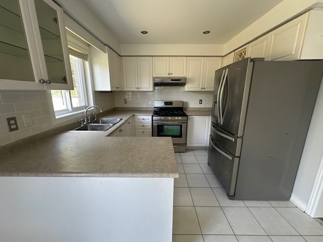 158 Esther Dr