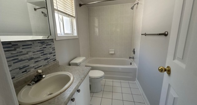 158 Esther Dr