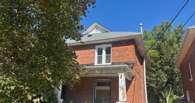 58 Brock St