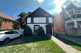 39 Brock St