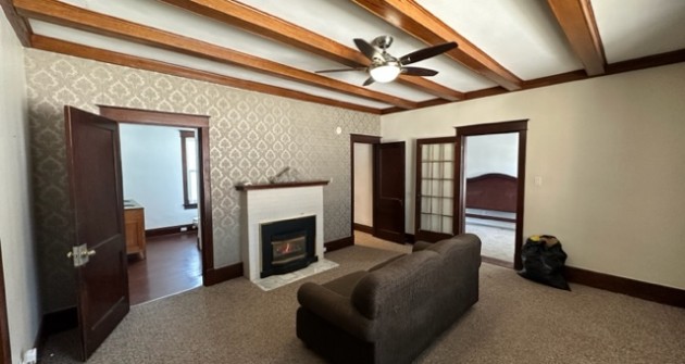 15 Frances, Main Floor