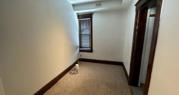 15 Frances, Main Floor