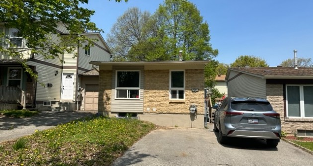 55B Chaucer, Lower