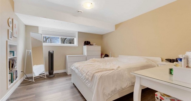 41 Simcoe, Lower