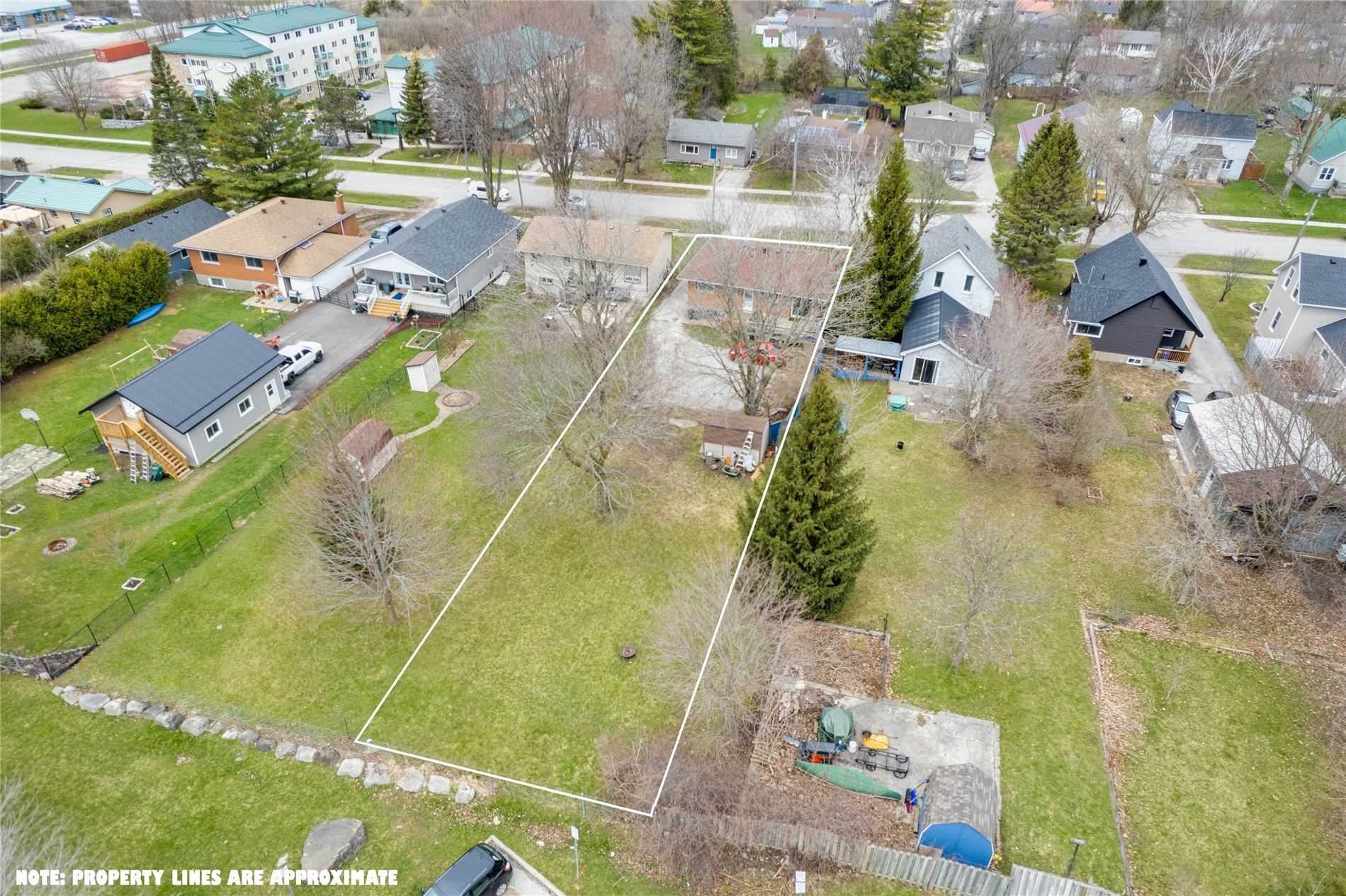 41 Simcoe, Lower
