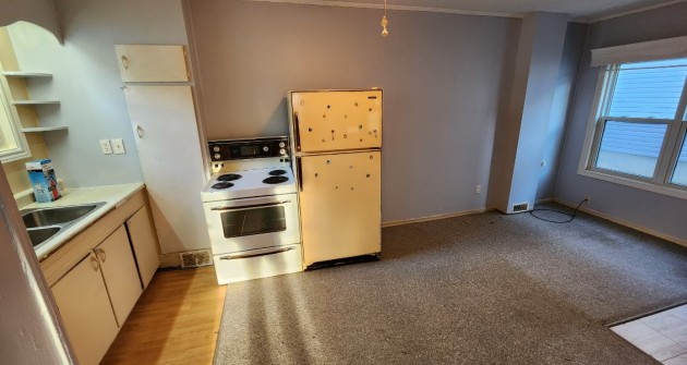 63 Dufferin #2