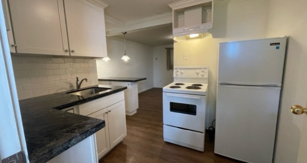 209 Oxford St