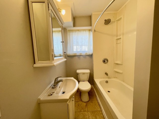 14 Coldwater Rd #3