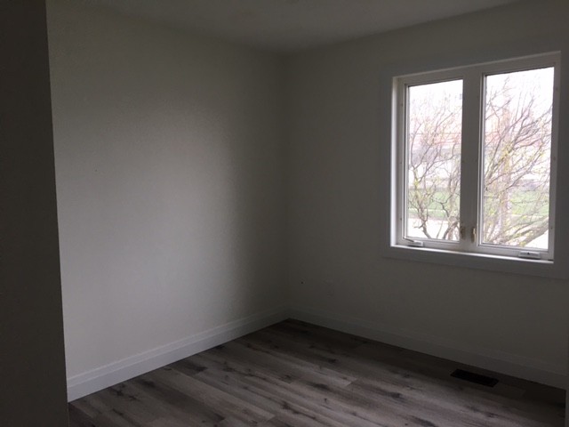 295 James St Upper