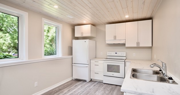246 Mississauga St W